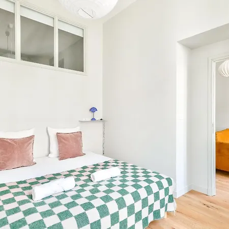 Nocnoc L'athos Lägenhet